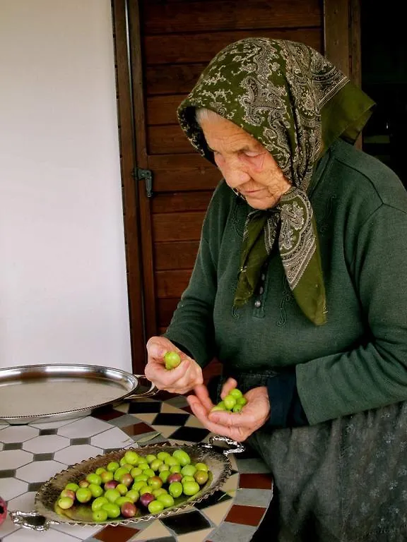 Agriturismo Guthiddai Oliena Alojamento de Turismo Rural